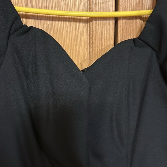 Black Off the Shoulder Evening Dress. Sz. 10/12 - Picture 2 of 11